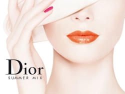 Dior（迪奥）推出阳光假期夏日限量彩妆系列